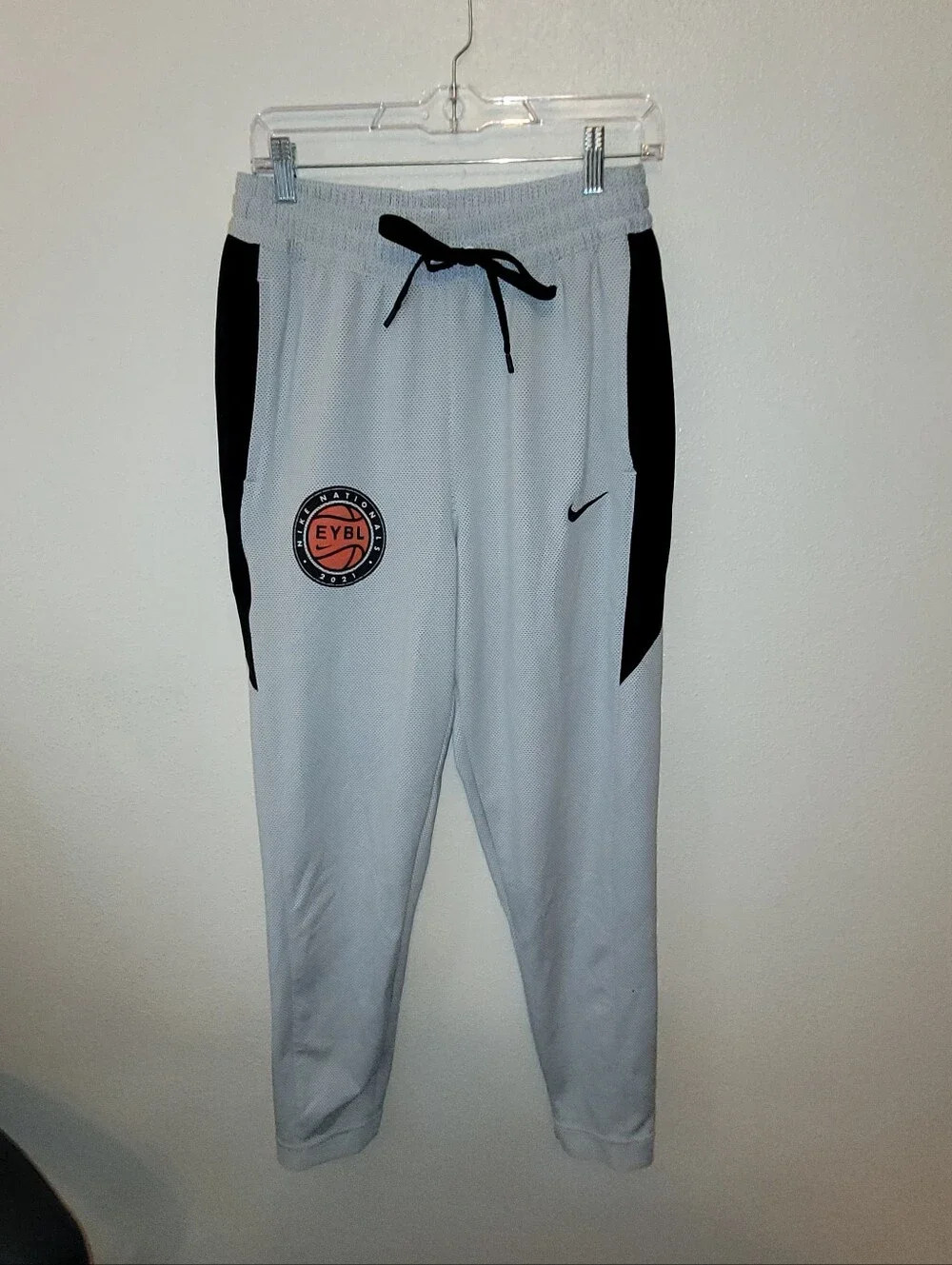 Nike Dri-FIT EYBL Nationals 2021 Basketball Jogger Pants Gray Black Men's Medium